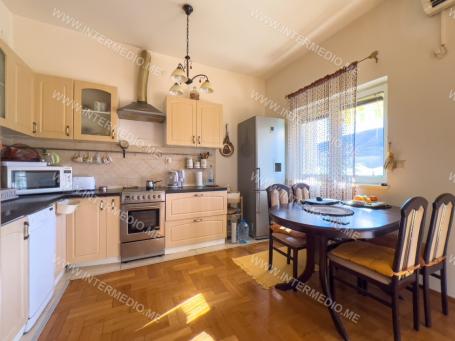 For sale, two bedroom apartment, 73m2, Djenovici, Herceg Novi