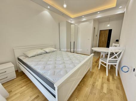 Garsonjera u Budvi u novoj zgradi, naselje Podkošljun