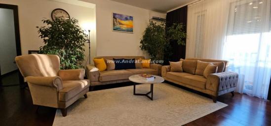 PRODAJE SE – LUKSUZAN TROSOBAN STAN 151 m², BAR