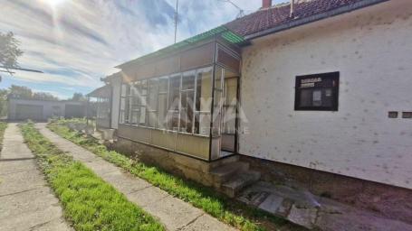 Crvenka, Kuća 120m2, Na placu od 859m2