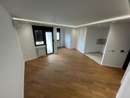 Trosoban nov stan 70m Miše Dimitrijevića Duplex
