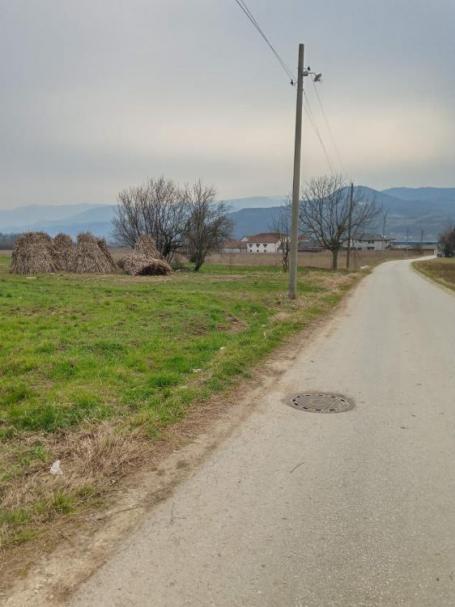 Gradjevinsko zemljište Suvi dol