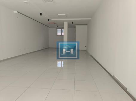 IZDAJE SE PRAZAN LOKAL – CENTAR ĆUPRIJE | 90m² - ODLIČNA POZICIJA ZA VAŠ BIZNIS!