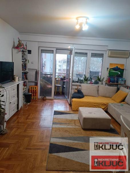 KOD RIBLJE PIJACE, 77m2, Dvoiposoban kod Riblje pijace