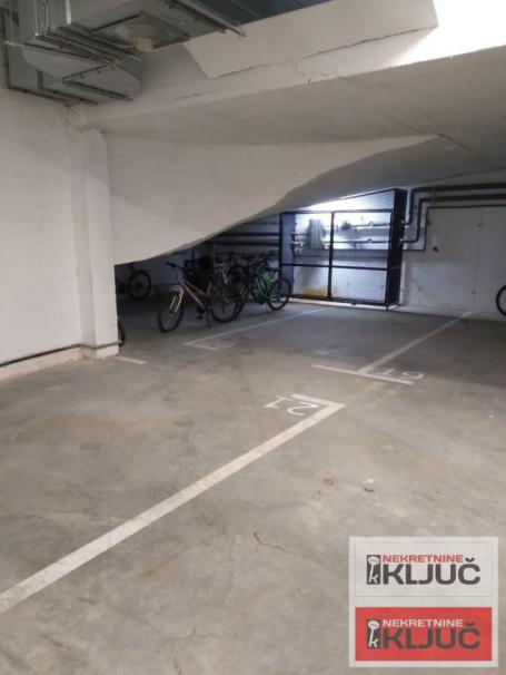 Telep, 12 m2, garžno mesto