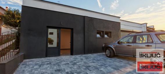 BOCKE, 50m2, Poslovni prostor