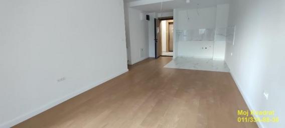 Voždovac, Autokomanda - Ustanička, 53m2