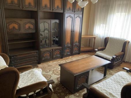 Bele Vode, Bogdana Velaševića, 56 + 10 m2