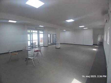 Altina, lokal, 240 m2