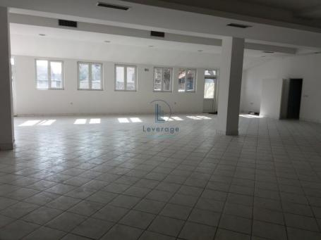 Lokal, Zemun, Altina, 300 m2