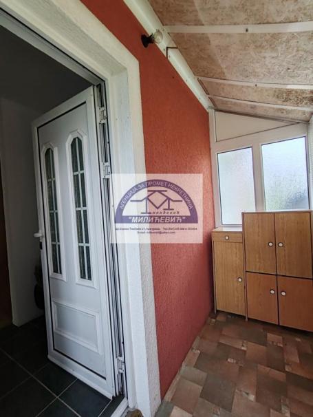 Prodaja, Kuća, 160m2 , Beloševac