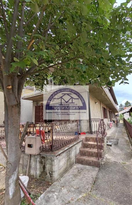 Prodaja, Kuća, 270m2 , Pivara