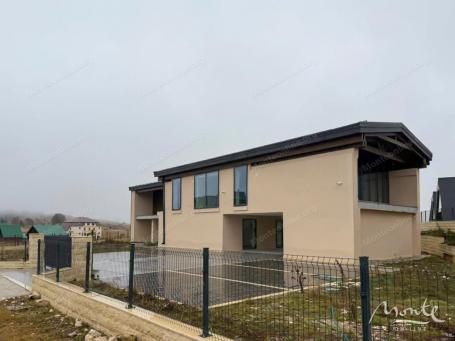 Jedinstvena premium vila - sa odvojenim apartmanima i pogledom na Durmitor