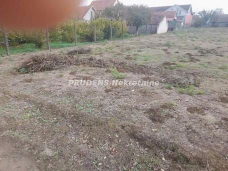 Lep građevinski plac u Boljevcima