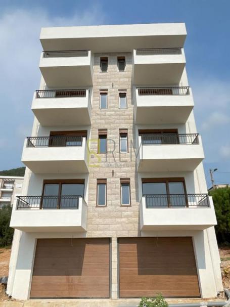 Prodajemo- jednosoban stan 46m2 u Kumboru, Herceg Novi