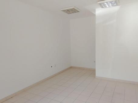 Ulični lokal kod NKC-a