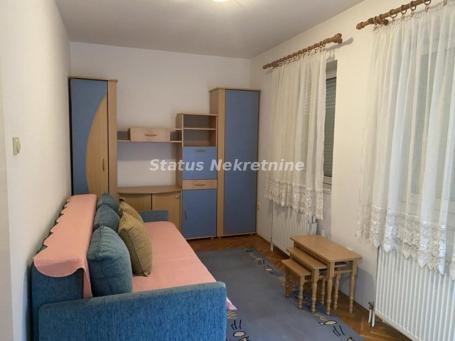 NAMEŠTENA GARSONJERA 25M2 NOVA DETELINARA 250EU