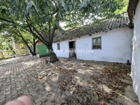 Kuća 257 m² sa placem 18,19 a, Mali Iđoš