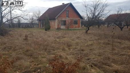 PLAC U GRADJEVINSKO-INDUSTRIJSKOJ ZONI U NOVOM MILANOVCU
