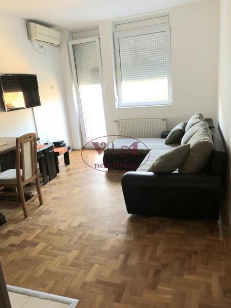 Novi Sad, Kisačka, lep jednoiposoban stan blizu centra