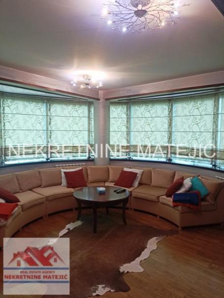 STAN, CENTAR, 114 M2, NOVIJA GRADNJA, LUX KVALITET, ČETVOROSOBAN, UKNJIŽEN, CENA – 218.000 E + GARAŽ