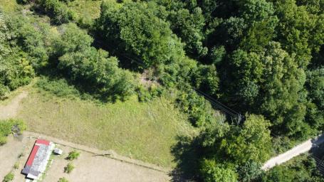 Na prodaju građevinsko zemljište od 21 ari na planini Ozren kod Sokobanje