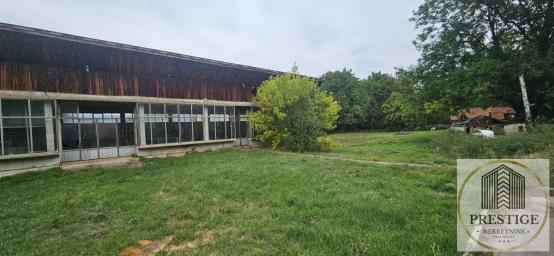 NA PRODAJU PORODIČNA STAMBENA ZGRADA SA POSLOVNIM POTENCIJALOM I PLACEM OD 23 ARA – 450 m OD CENTRA 