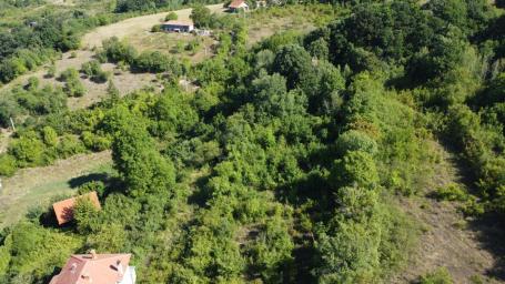 Na prodaju: Građevinski plac – 35 ari u atraktivnom delu Sokobanje (naselje PREVALAC - potes Srednje