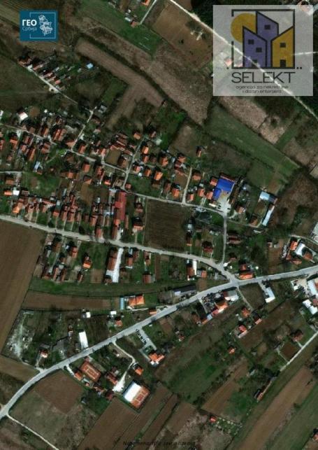 Odličan plac na Štipljanskom putu do asfalta za izgradnju kuće