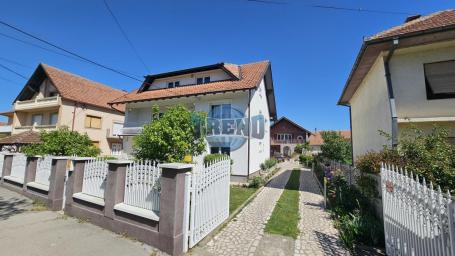 Kuća u centru Svilajnca, 1150 m², 5 kupatila