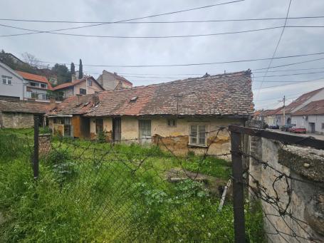 Zemun, Centar, građevinsko zemljište 3, 14ari 