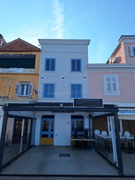 Mali Lošinj - Kuća, 250 m2