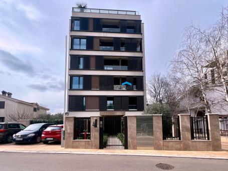 Podgorica, Emerald garden - luxurious three-room apartment with garage