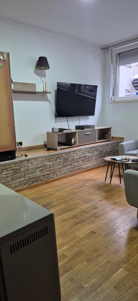 VOZDOVAC SUMICE 48m2 , 155000e