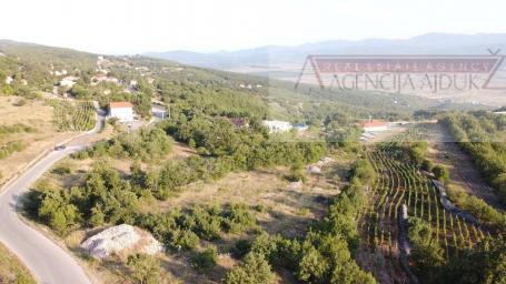 Imotski 2029 m2 građevinsko zemljište - otvoren pogled - novo