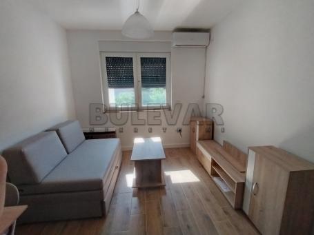 Jednosoban stan, 33m2
