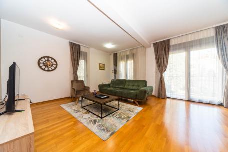Dvosoban namješten stan 70m2, Centar - Podgorica