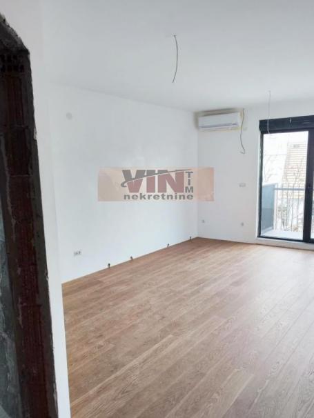 ZVEZDARA CVETKOVA PIJACA 61m2 , 210000e