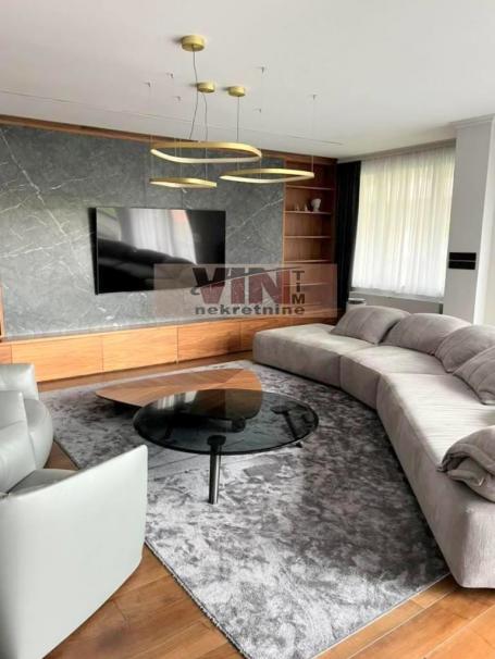 STARI GRAD DORCOL 148m2 , 900000e