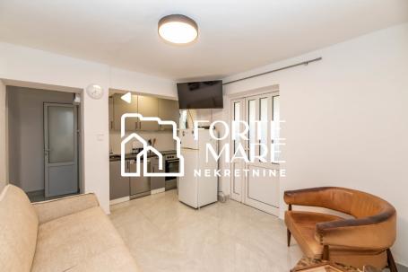 Nekretnine Crna Gora, Herceg Novi, Topla II