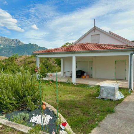 Prodaja dvospratne kuće u naselju Vranovići (opština Kotor)