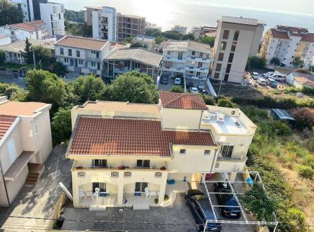 Prodaja Mini-Hotela sa Pogledom na More u Dobroj Vodi