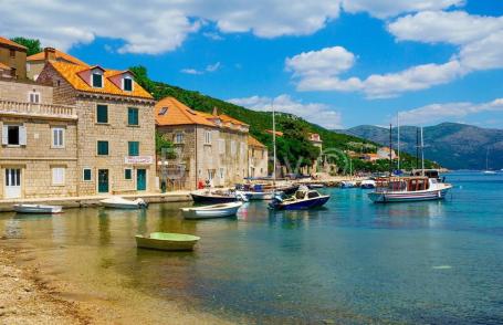 Prodaja, otok Šipan, građevinsko zemljište za 400 m2 BRP-a