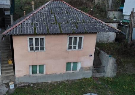 Prodaje se starija kuća 39 m², ul. Rajka Divca 11, Prijepolje