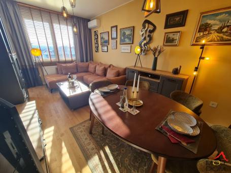 NOVI SAD - SOMBORSKI BULEVAR - DVOIPOSOBAN STAN - 59 m2 - 180,000€