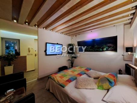 Vračar, Cvetni trg, , 1.5, 44m2, 170000EUR