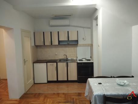 NOVI SAD - DETELINARA - IZDAVANJE NEKRETNINA - 48 m2 - 400€