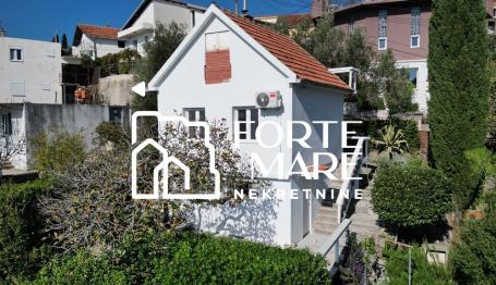 Nekretnine Crna Gora, Herceg Novi, Sušćepan