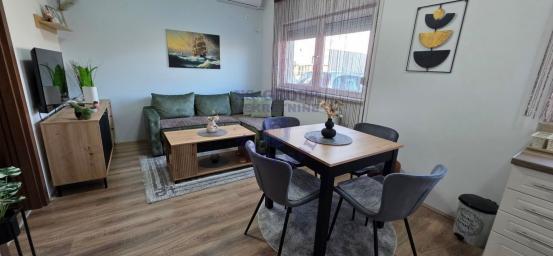 Na prodaju jednoiposoban stan površine 31 m²