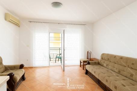 Savina – One-bedroom apartment 51m², 200m from the sea